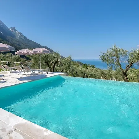 Pinini Country Apartment Malcesine