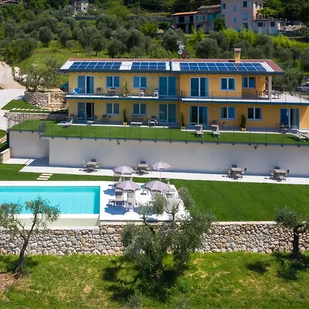 Pinini Country Malcesine