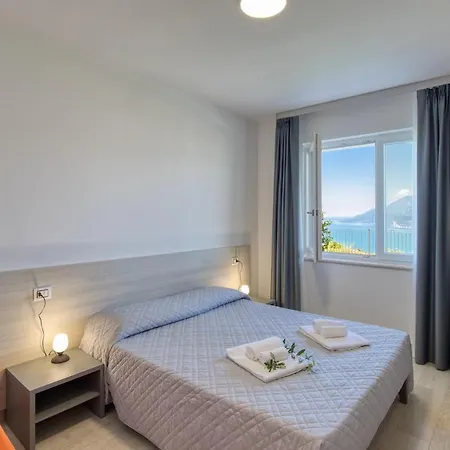 Pinini Country * Malcesine